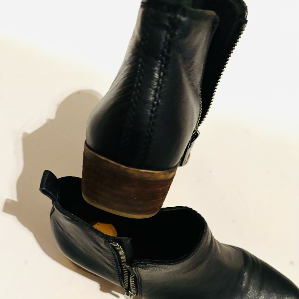 Lucky Brand, leather booties